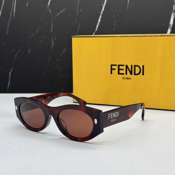 NEW FE40125F 54S FENDI SUNGLASSES SHINY RED HAVANA WOMEN EYEWEAR FENDI - Picture 1 of 12